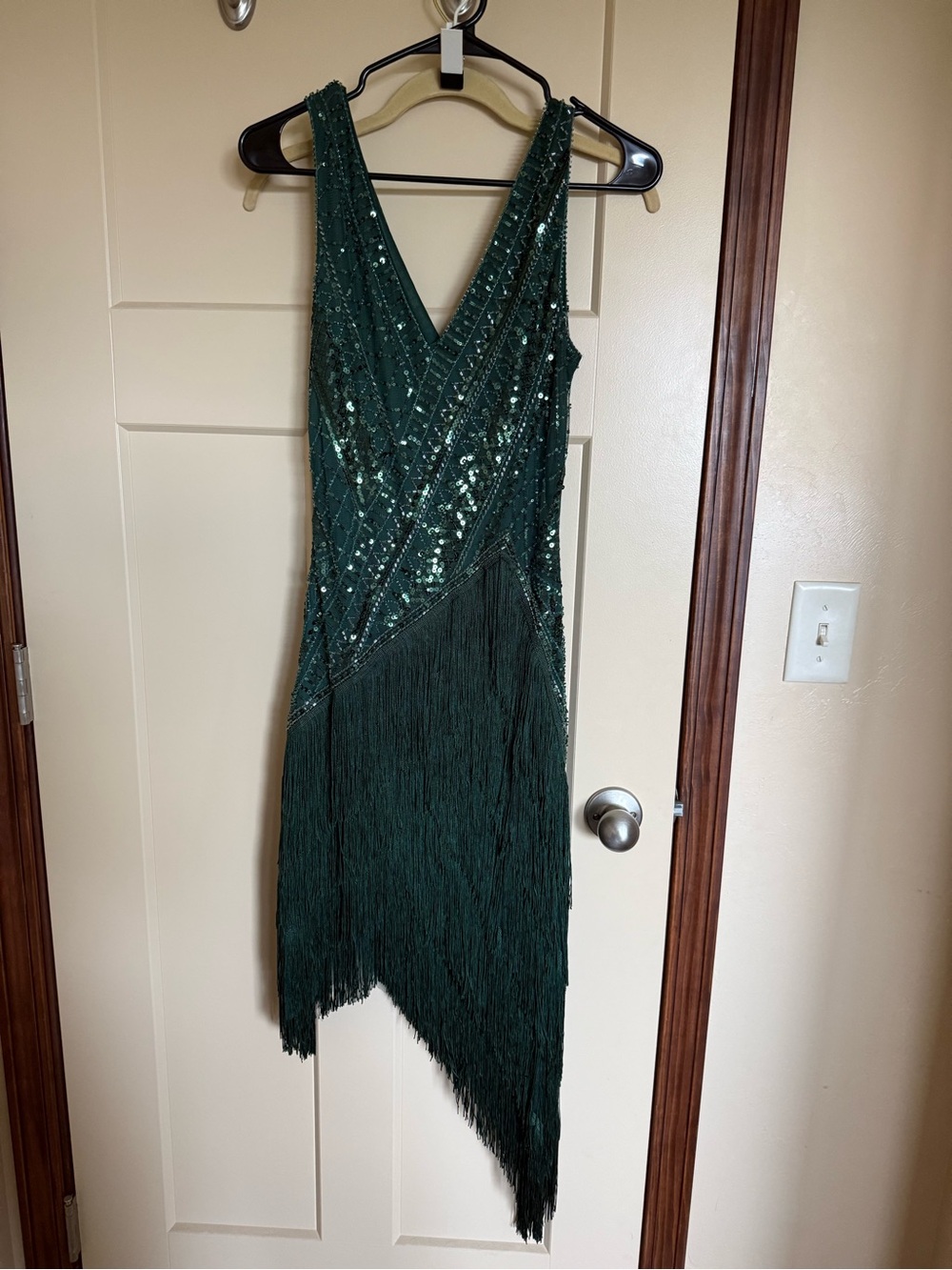 BABEYOND 1920s Flapper Dress | Emerald Green Sequin & Fringe Gatsby Dress Size 8